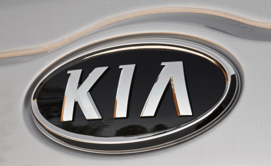  Kia Borrego 2009 года  (фото 199 из 345)